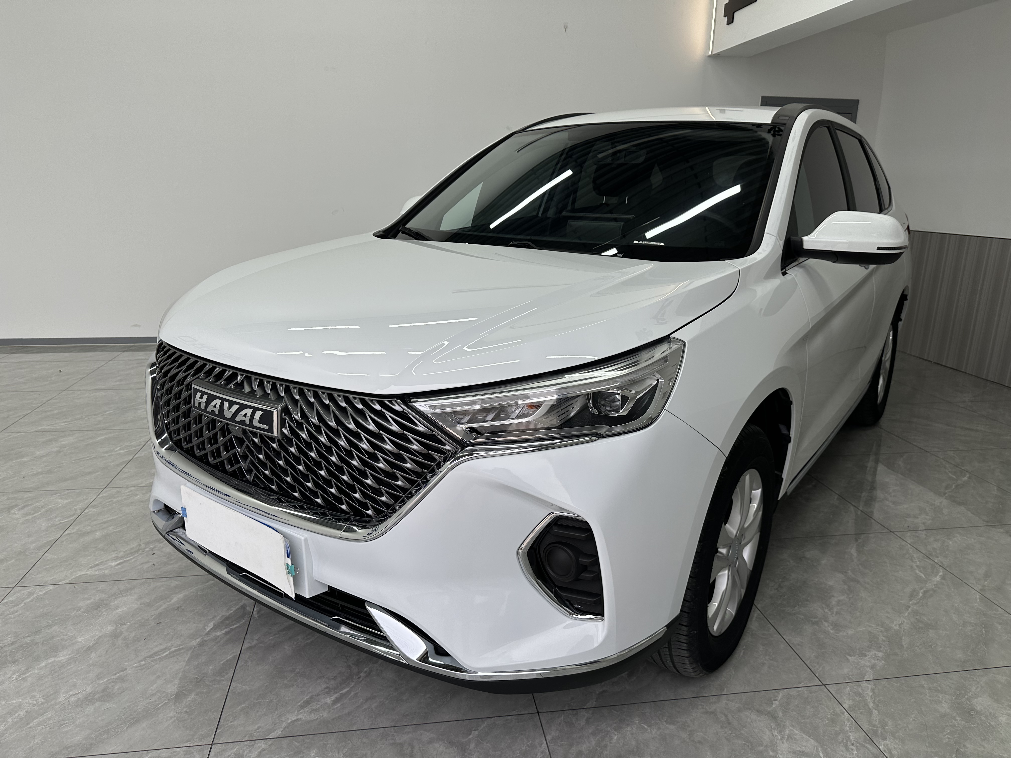 Haval M6